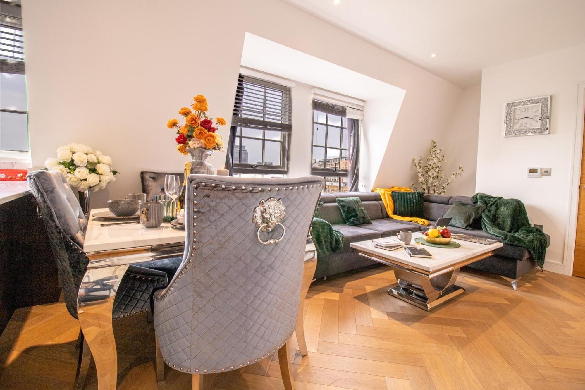 Luxurious 1-Bedroom Penthouse In Marble Arch 71 London Ngoại thất bức ảnh
