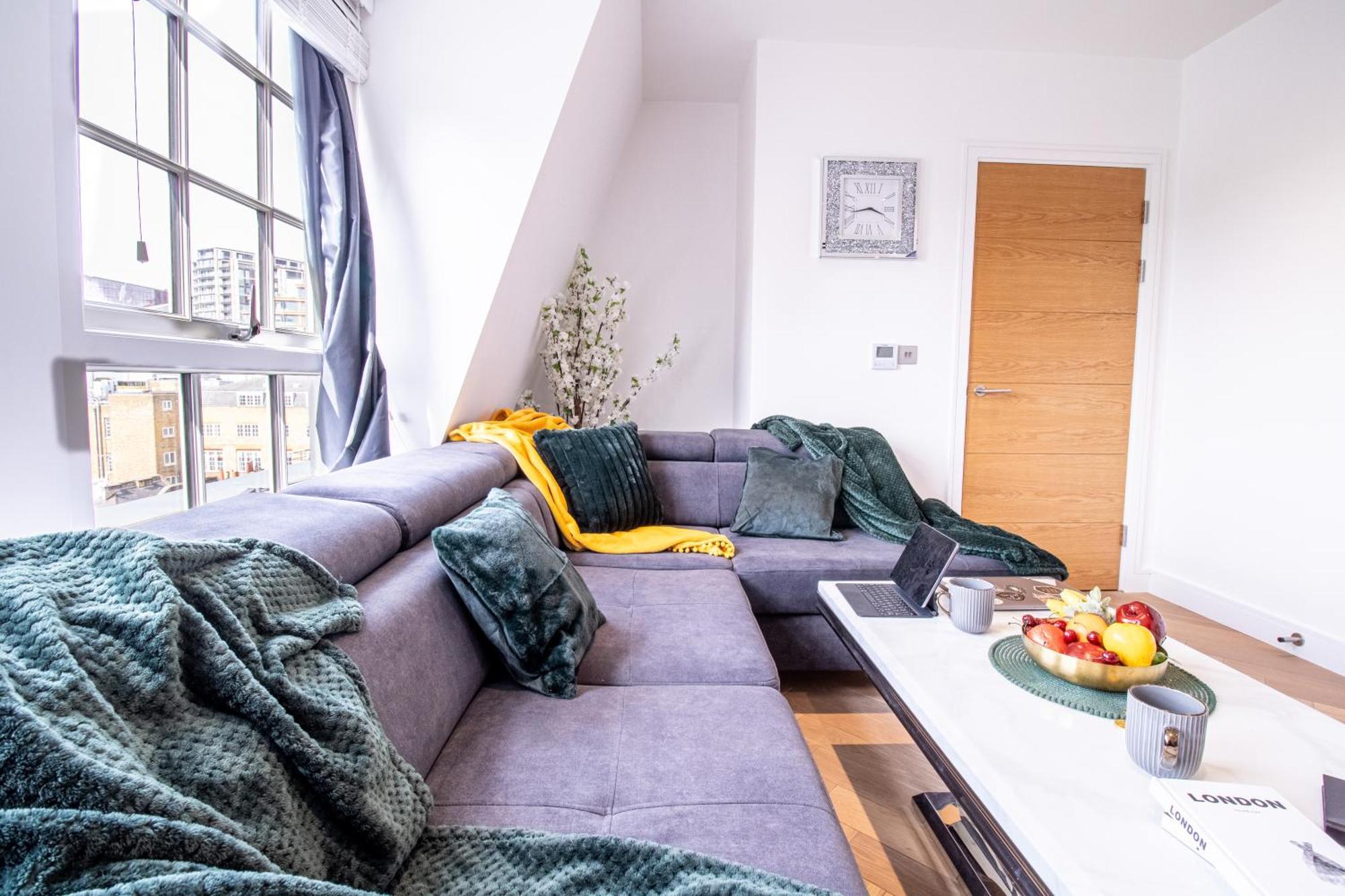 Luxurious 1-Bedroom Penthouse In Marble Arch 71 London Ngoại thất bức ảnh